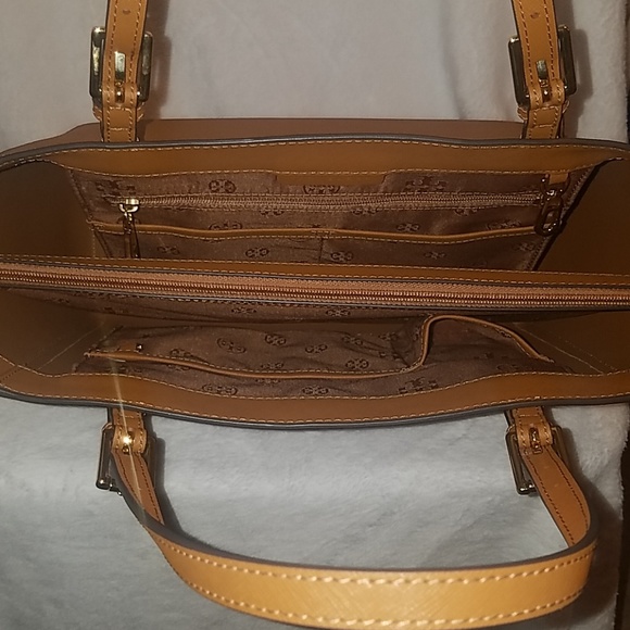 Authentic Tory Burch Emerson Tote - Picture 5 of 8